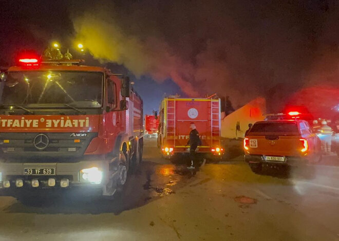 Mersin’de tekstil fabrikasında yangın:4 işçi dumandan etkilendi